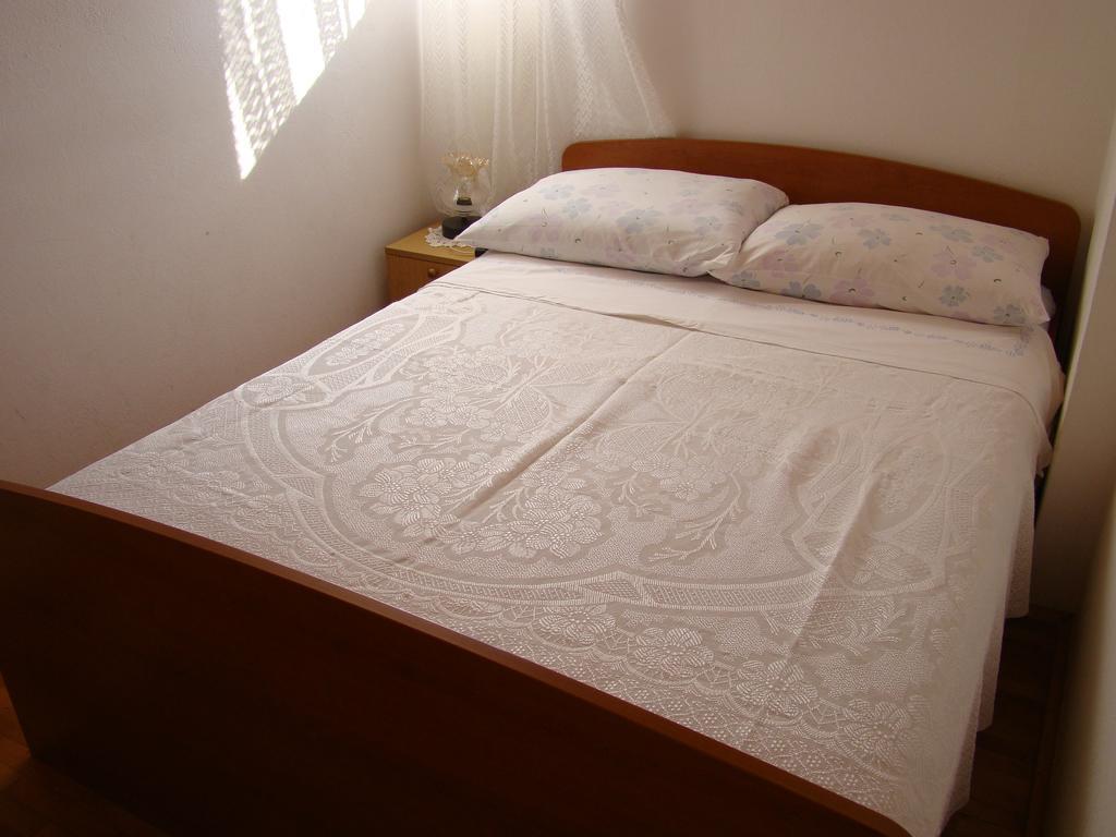 Apartments Orlic Sali Cameră foto